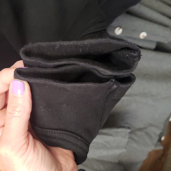 H & M Men's Sweatshirt, Medium - Picture 4 of 9